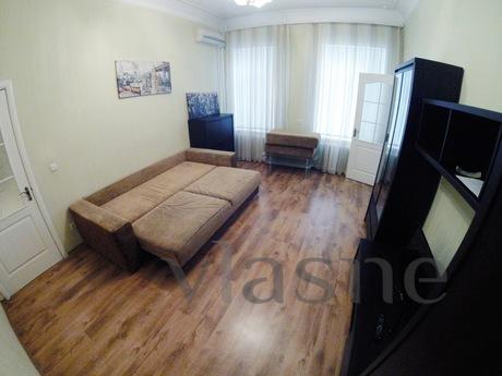 Cozy bright one bedroom apartment. Bright interior, excellen