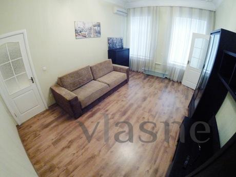 Comfortable apartment in the center, Odessa - apartment by the day