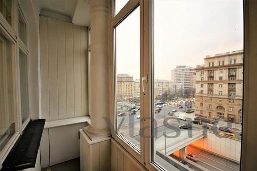 Novinsky Boulevard 12, Moscow - apartment by the day