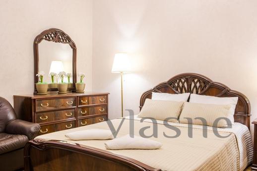 A comfortable apartment is located both close to historical 