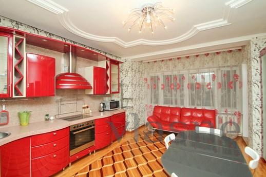 Light, comfortable, spacious, warm apartment in bright color