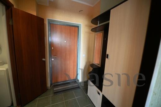 One-room studio in the center, Tyumen - apartment by the day