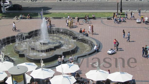 In the center with views of the opera, Lviv - apartment by the day