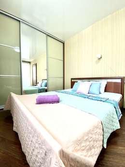 Rent an apartment for hours and days. 2-room apartment in th