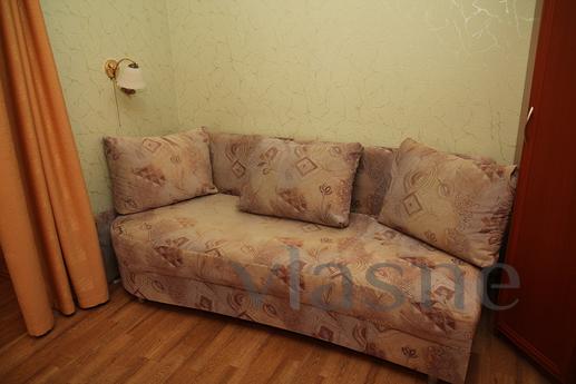 Spacious 1 bedroom apartment, Samara - apartment by the day