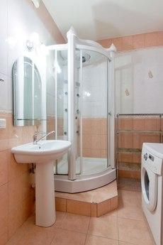 One bedroom apartment, Kemerovo - apartment by the day