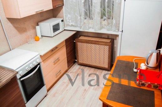 Cozy, bright apartment, Kemerovo - apartment by the day