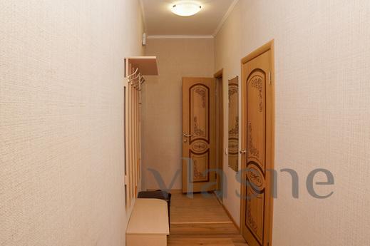 Comfortable 2-bedroom apartment, Omsk - apartment by the day