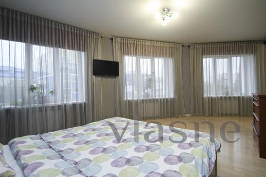 Rent 2 rooms apartment in the center, Surgut - apartment by the day