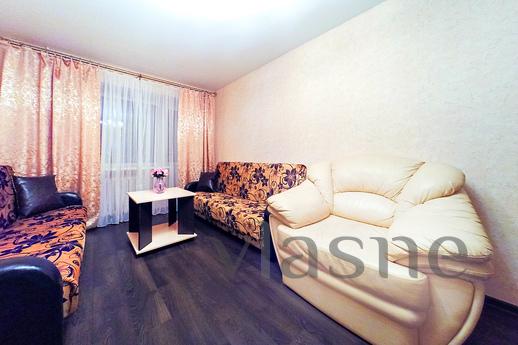 2 bedroom apartment in the center, Yekaterinburg - apartment by the day