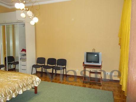 2-к квартира 90м 6 мест ул Дерибасовская, Одесса - квартира посуточно