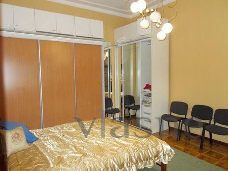 2-к квартира 90м 6 мест ул Дерибасовская, Одесса - квартира посуточно