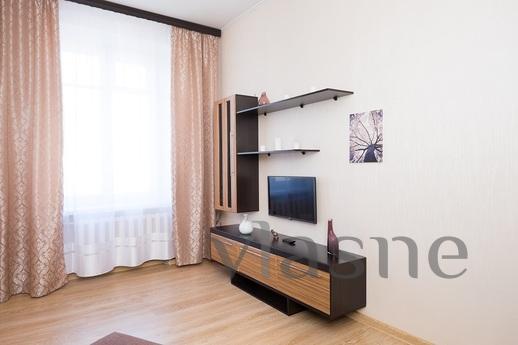 Short term rent 1-room apartment st. m. Kiev (4 minutes on f