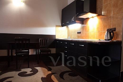 Magnificent 3 bedroom apartment for rent, Kemerovo - apartment by the day