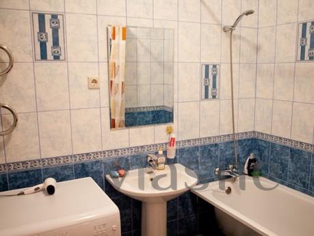 Clean, comfortable apartment, Irkutsk - apartment by the day