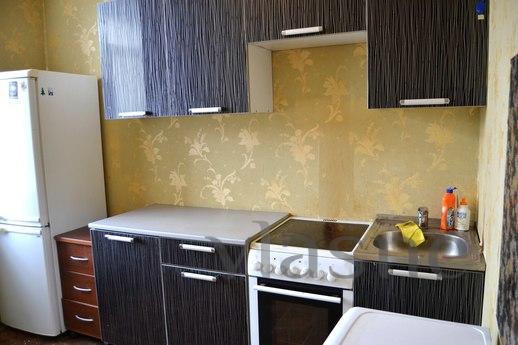 Rent 2k apartment for hours and days of, Kemerovo - apartment by the day