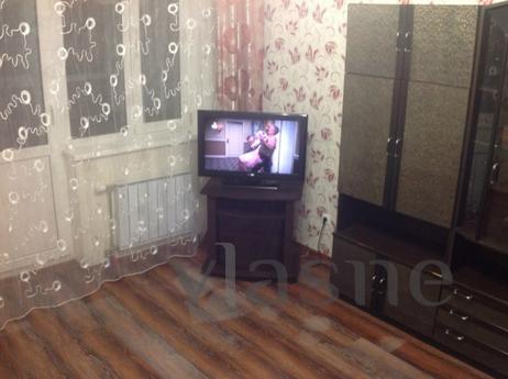 2 bedroom apartment in the center, Kemerovo - apartment by the day