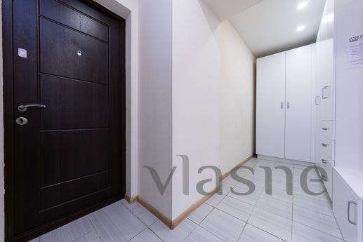 Two-room apartment, in the SmartHouse residential complex, near the subway, Kyiv - apartment by the day