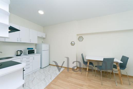 Two-room apartment in the SmartHouse residential complex, near the subway., Kyiv - apartment by the day