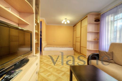 Apartments at Cherkizovskaya is an apartment set in Moscow, 