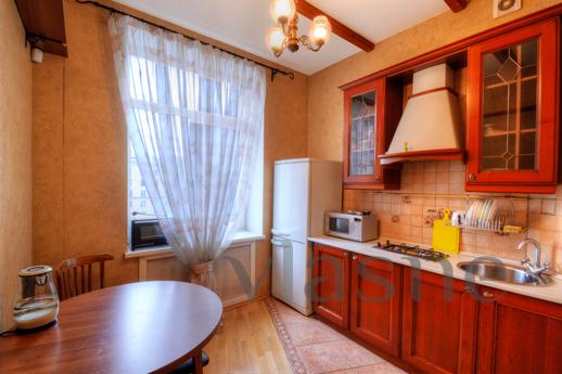 1 bedroom apartment for rent, Moscow - apartment by the day