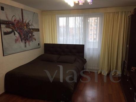 Comfortable spacious apartment situated close to the undergr