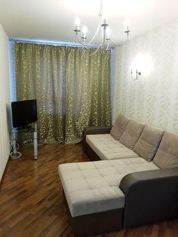 Квартира с новым ремонтом на площади, Ижевск - квартира посуточно
