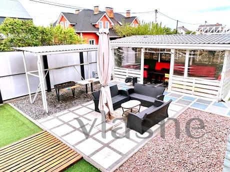 Daily rent of a house with a swimming pool Kyiv, Kyiv - apartment by the day