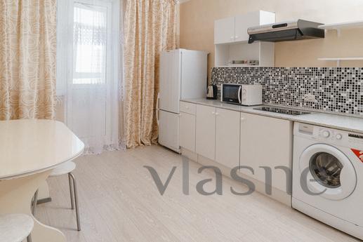One bedroom apartment with renovated., Orenburg - apartment by the day