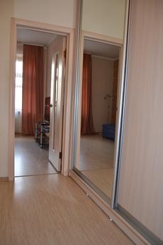 Cozy apartment in the city center, Kemerovo - apartment by the day
