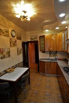Spacious apartment for rent, Moscow - apartment by the day