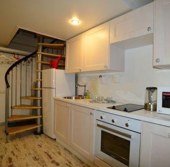 Rent a cozy 2-level apartment, Moscow - apartment by the day