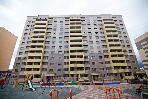 For rent Komsomolskaya St., 279A / 1, Yuzhno-Sakhalinsk - apartment by the day