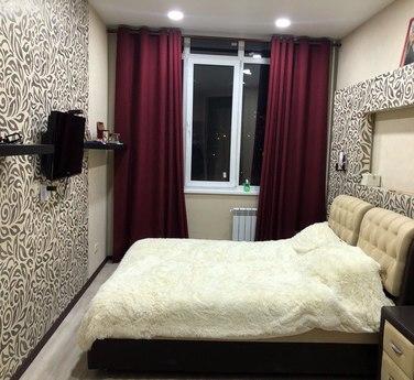 I rent for NEW YEAR per day 2k apartment in good condition l