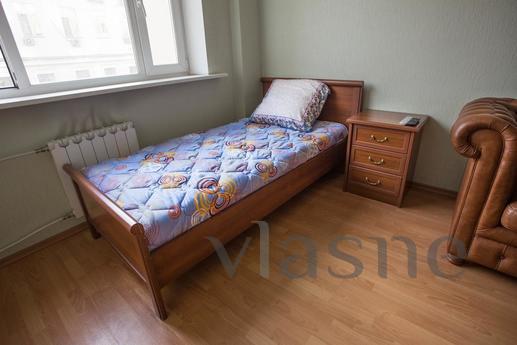 Cozy 2 bedroom apartment in center, Moscow - apartment by the day