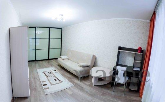 2 bedroom apartment for rent, Tyumen - apartment by the day