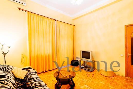 Apartment in the center of Kiev, Kyiv - apartment by the day