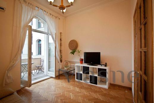 Large one-bedroom apartment in the cente, Moscow - apartment by the day