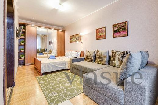 Spacious apartment in Warsaw 23k2, Saint Petersburg - apartment by the day