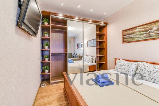 Spacious apartment in Warsaw 23k2, Saint Petersburg - apartment by the day