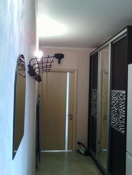 I rent a place in a cozy clean apartment, Novosibirsk - apartment by the day