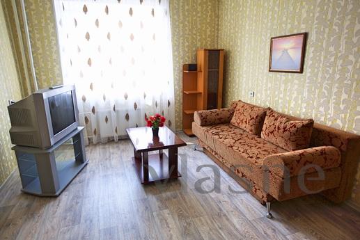Cozy apartment with four bedrooms, Surgut - apartment by the day