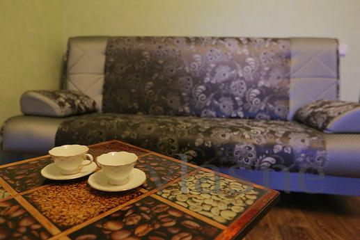 Romantic cozy apartment, Surgut - apartment by the day