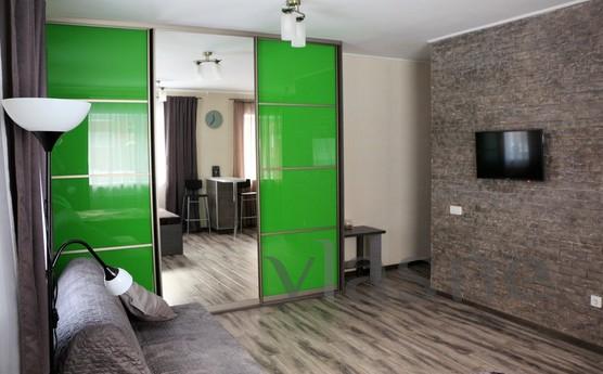 Stylish and comfortable studio, Tomsk - apartment by the day