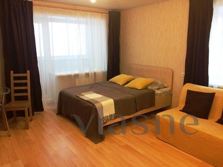 The apartment is located within walking distance from Novoso
