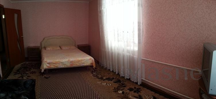 1 bedroom apartment wi-fi, Viber, Sloviansk - apartment by the day