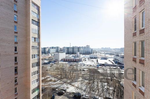 Апартаменты у метро Комендантский проспе, Санкт-Петербург - квартира посуточно