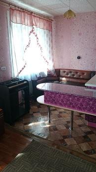 Studio apartment in the very center of B, Bratsk - apartment by the day