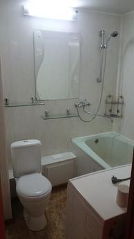 Clean and spacious apartment in Bratsk, Bratsk - apartment by the day