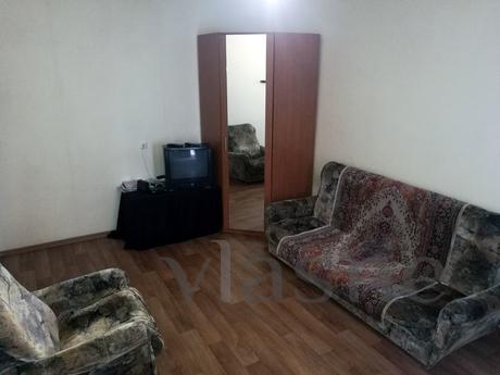 ECONOMY class new home near METRO Wi-fi, Novosibirsk - apartment by the day